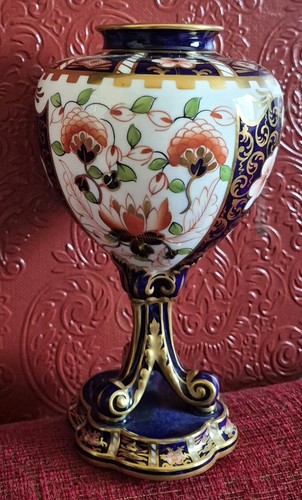 Stunning large vase royal - large,