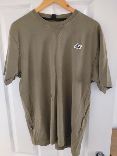 Men peaceful hooligan - peaceful,