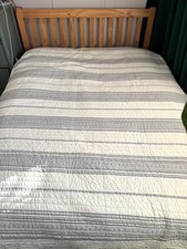 Jysk Quilted Bedspread Throw 220x240cm King Cream and Black Colour Light Weight