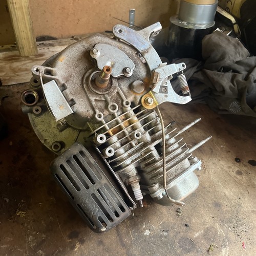 Petrol lawnmower engine q - lawnmower, b&q