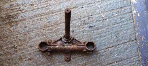 Triumph bottom yoke 97 4383 - yoke, ,