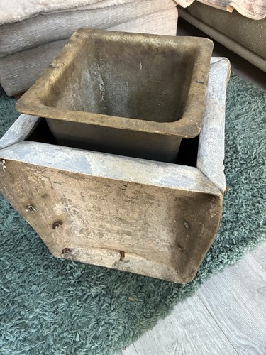 Square garden planter chimney - square,