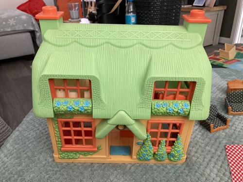 Happyland yellow rose cottage - rose,