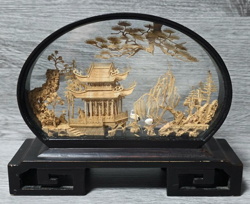 Vintage framed art - 3d,