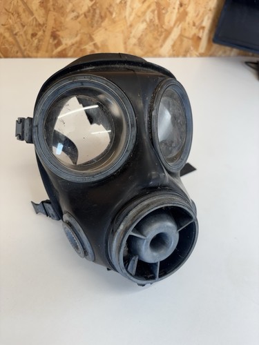 Avon s10 respirator gas mask - avon,