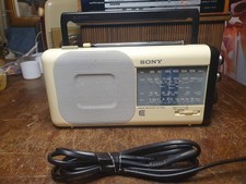 VINTAGE SONY  FM/MW/LW 6V