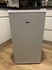 SIA UNDER COUNTER TOP FRIDGE