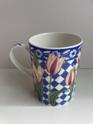 Vintage national trust - trust, tulip