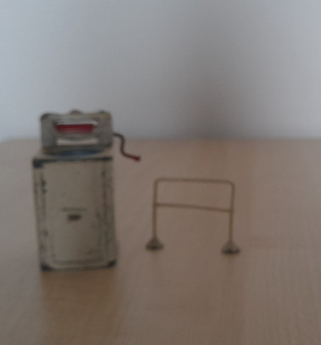 Vintage dolls house tin - vintage,