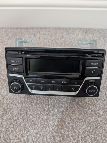 Nissan juke radio player - radio,