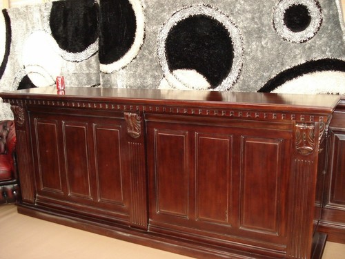 Mahogany pub counter in - mahogany,