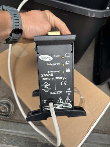 Invacare 24v battery charger - invacare,