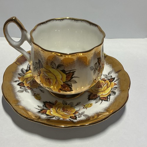 Elizabethan vintage cup and - vintage,