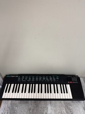 Yamaha PSR-75 Portable Electronic Keyboard 49 Keys Battery Powered TESTED WORKS