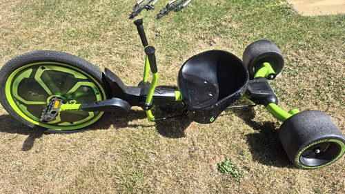Green black wheel drift - &,
