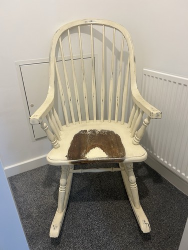 Laura ashley bramley - ashley, rocking