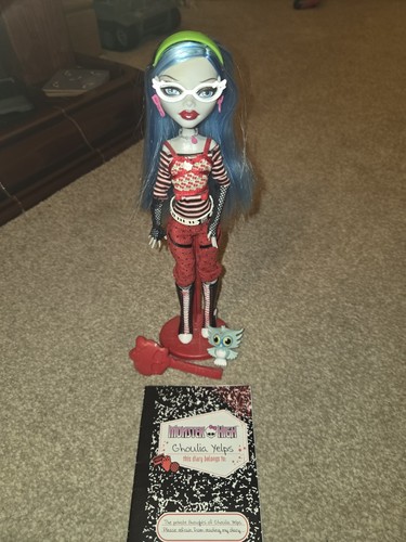 Monster high ghoulia - monster,