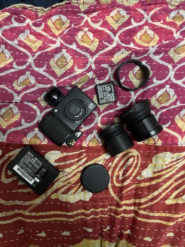 Ricoh digital 1mp - digital, compact