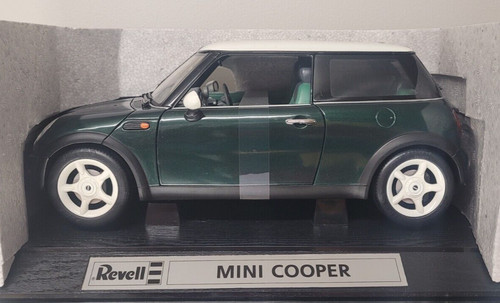 Revell 12th scale - 1:12th,
