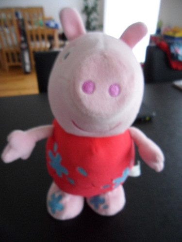 Peppa pig jumping splash - pig,