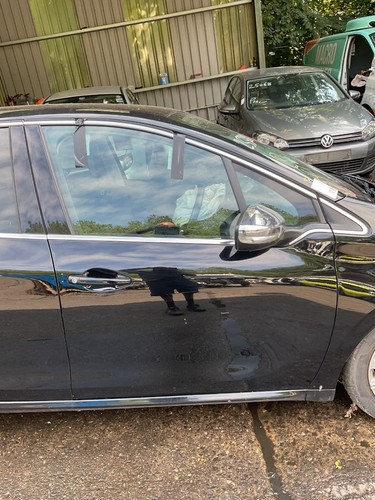 Peugeot 208 door - peugeot,