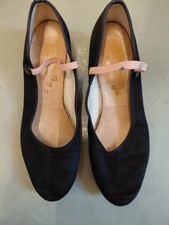Katz cuban heel canvas character shoes size  6.5  in good condition