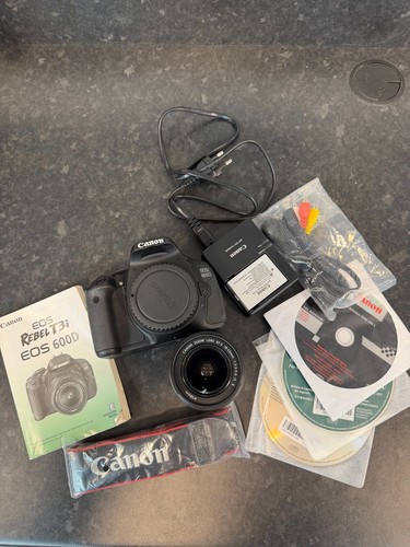 Canon eos 600d camera - canon,