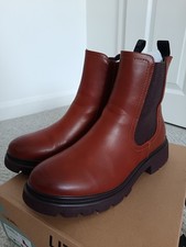 Heavenly Feet Women's Zeta