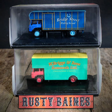 Hornby Bedford TK Lorry, Horse Riding School & Briggs Removals, 1/76 Railway