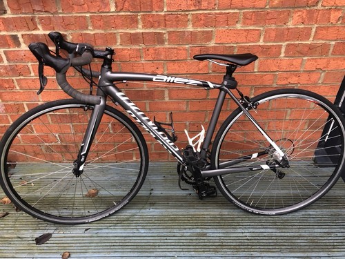 Specialized allez road bike - road,