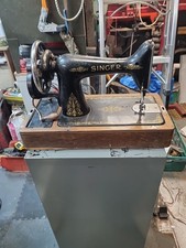 Singer Vintage Sewing Machine