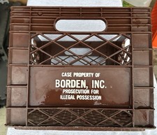Vintage  Borden Foods Dairy Farm Plastic Brown Milk Bottle Storage Crate Box