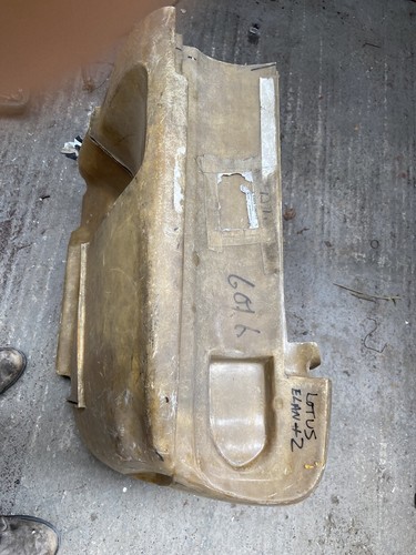 Lotus elan plus body - 2,
