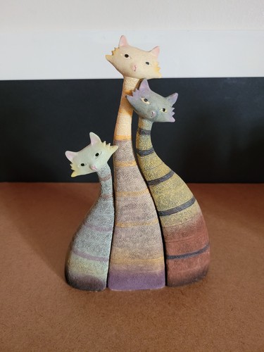 Vintage artforum nesting cats - nesting,