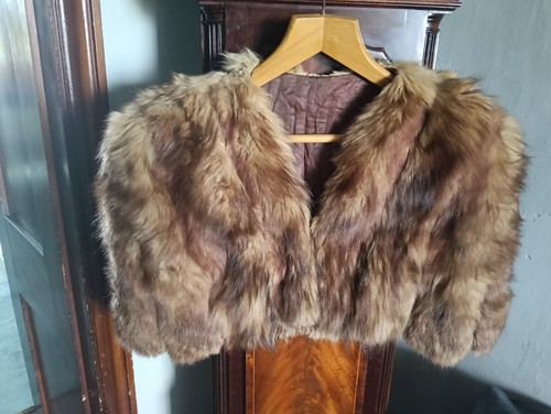 Fur capelet stole - fur,
