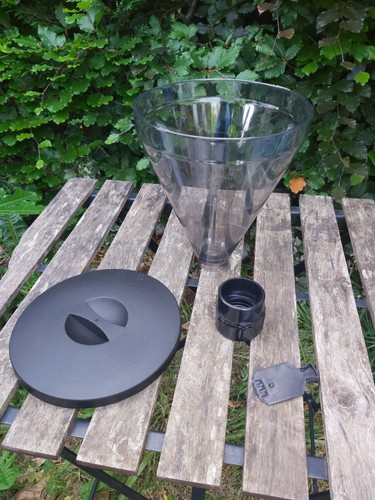 Coffee bean hopper with - hopper,