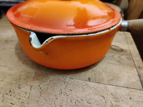 Creuset volcanic orange - le,