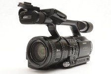 Sony HVR-Z1J HDV 3CCD Pro Camcorder 20x Optical Zoom Video Camera Low Hours [NM]
