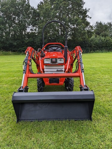 Kubota compact tractor loader