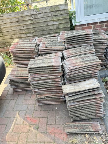 Roof tiles bundle hundreds - roof,
