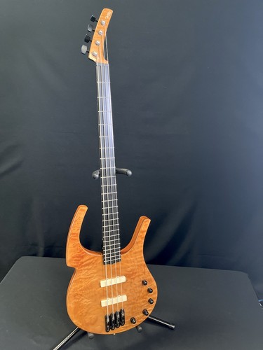 Parker fly bass - fly, 4-string