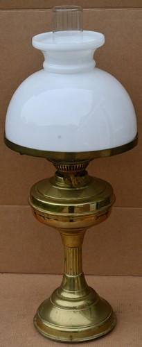 Tidy looking old brass oil - tidy,