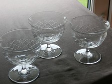 3 x Lovely Vintage  Crystal