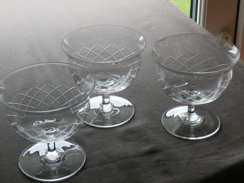 Lovely vintage crystal - x,