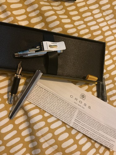 Boxed cross medalist - boxed,