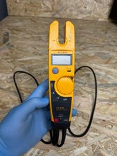 Fluke T5-600 Voltage