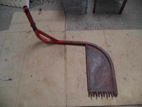 Haybob 300 crop divider stand - divider,