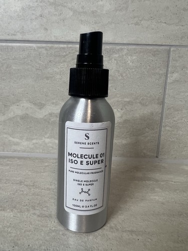 Molecule iso super eau de - 01,