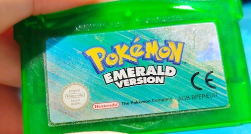 Pokémon emerald version - emerald,