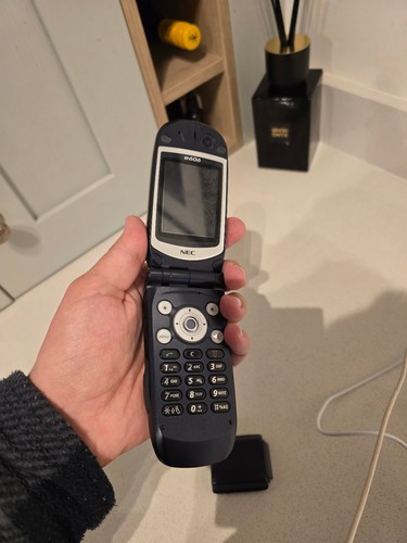 Nec e606 flip - e606, 3